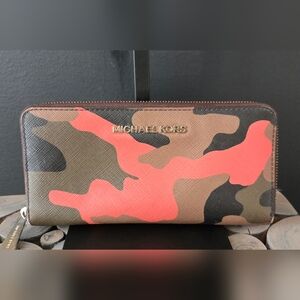 Michael Kors Orange Camo Camoflauge Wallet *Please Read Description